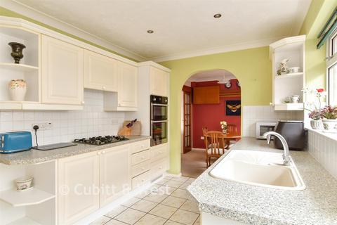 3 bedroom detached bungalow for sale, Crescent Drive South, Brighton BN2