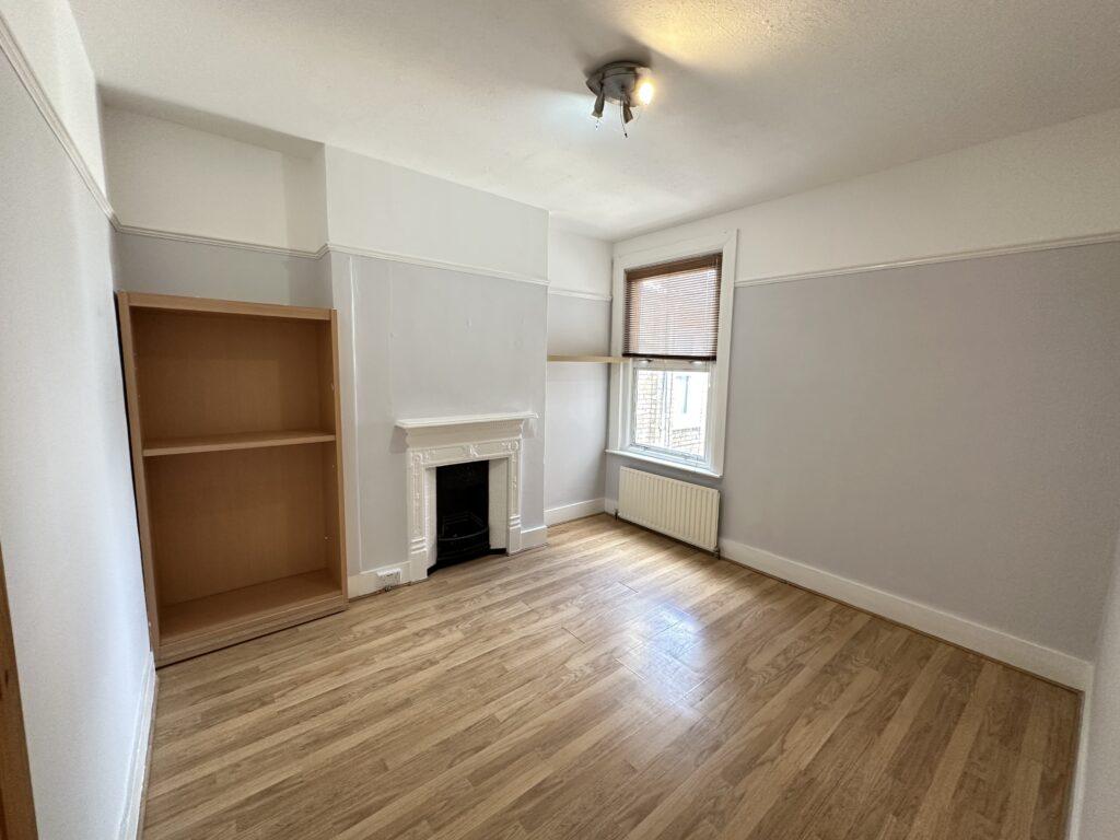 House in London - View 4