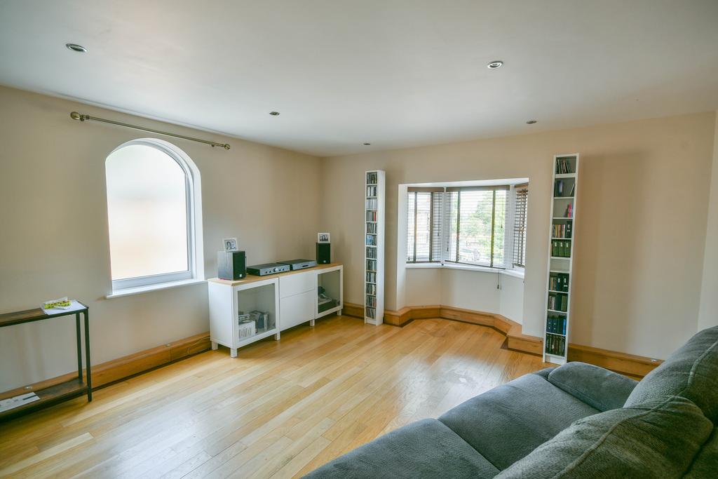 Apartment in Middlesbrough - View 4
