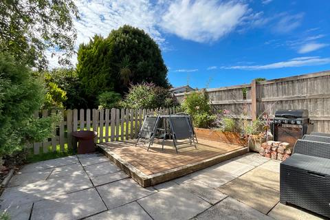 2 bedroom semi-detached house for sale, Kew Road, Southport PR8