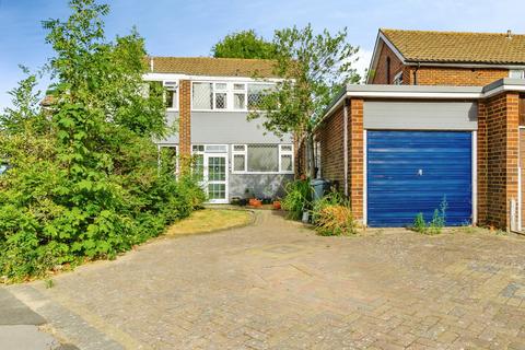 Glade Gardens, Shirley, Croydon, CR0