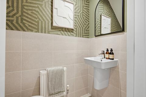3 bedroom terraced house for sale, Whitehall Road West, Bradford, BD11
