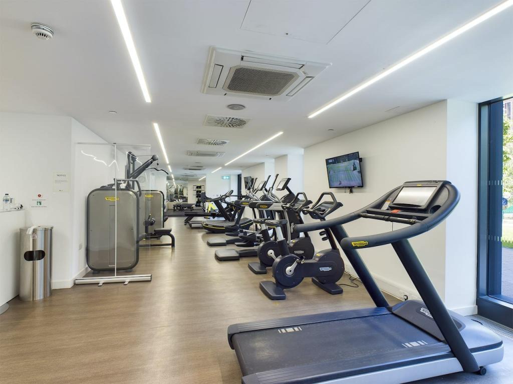 Apartment in Wembley - View 5