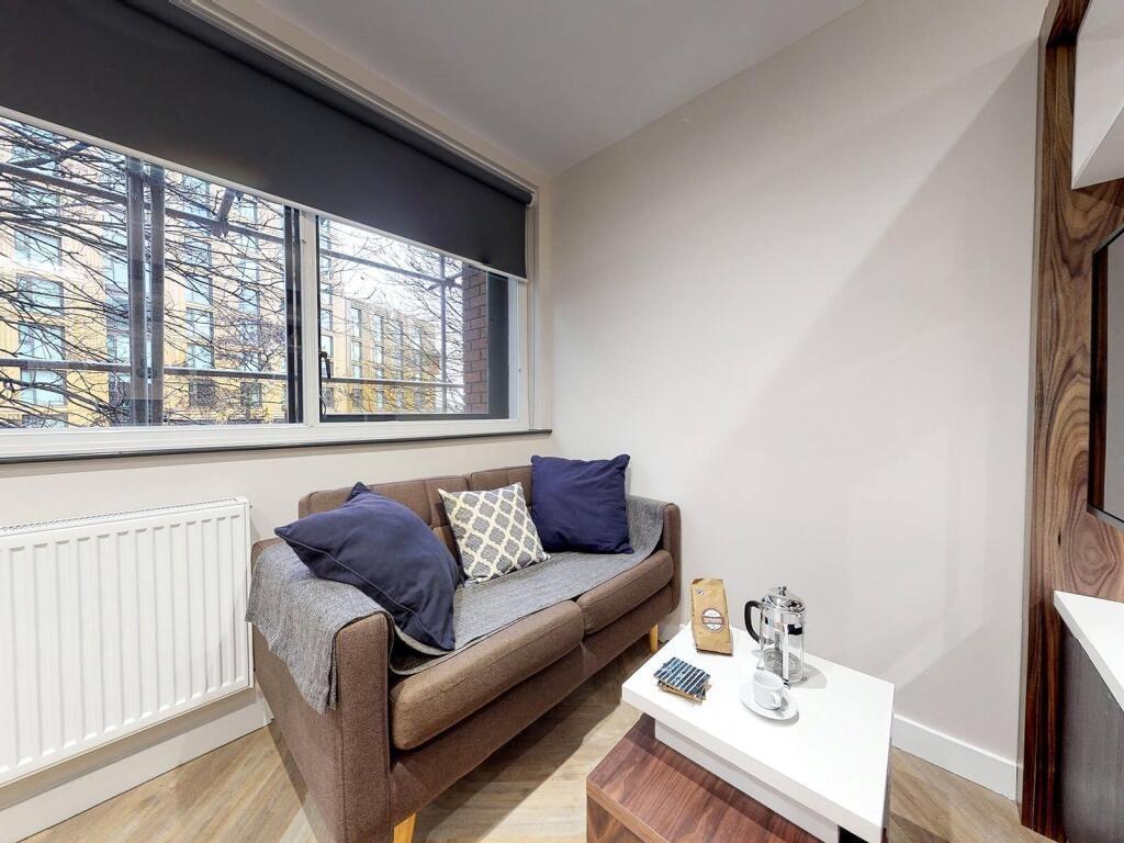 Apartment in Wembley - More