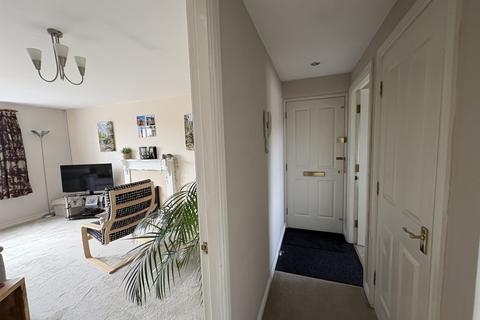 2 bedroom flat to rent, Dickens Heath Road, Shirley B90