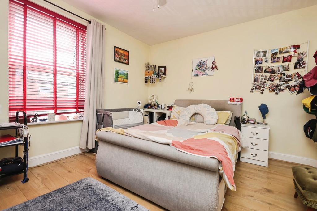 House in Sandwell, Bearwood - More