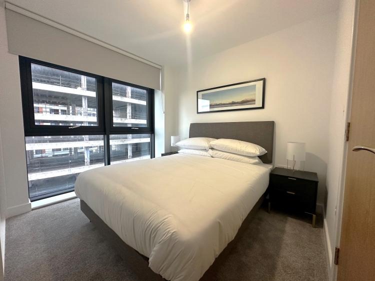 Apartment in Salford Quays - View 5