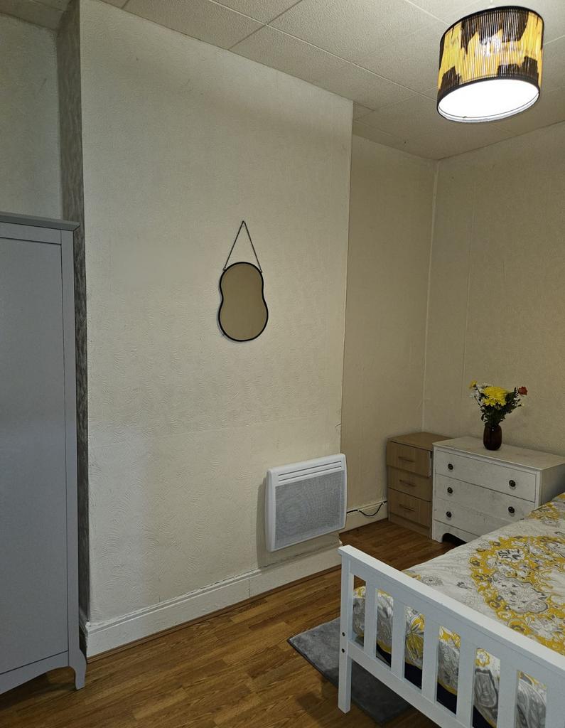 Apartment in Birmingham, Moseley - View 2