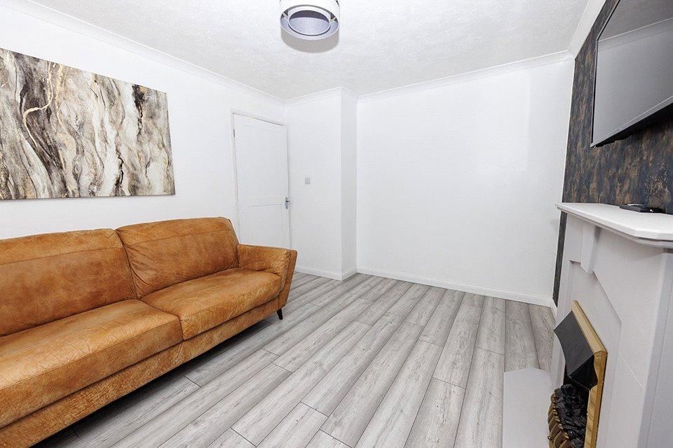 Apartment in Sandwell, West Midlands - View 2