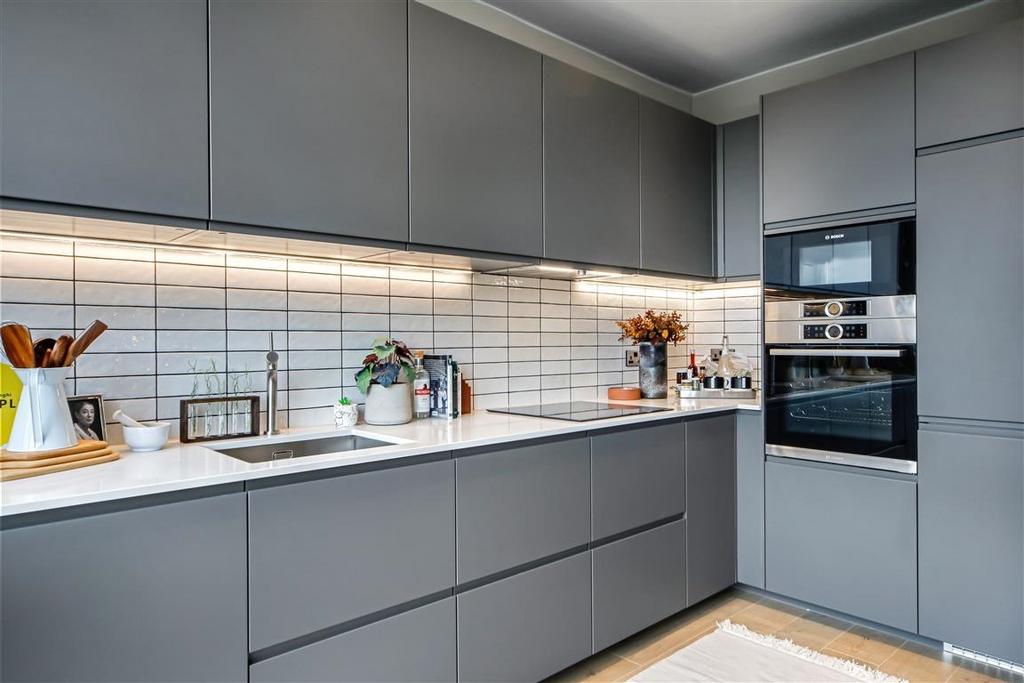 Apartment in London - View 2