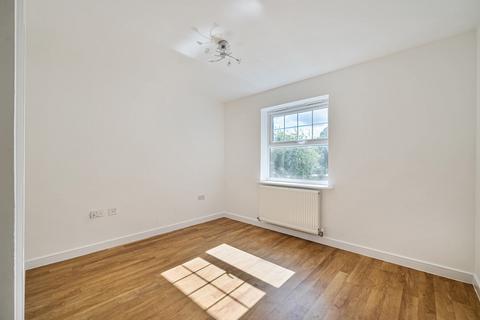 2 bedroom apartment for sale, Wells View Drive, Bromley, BR2