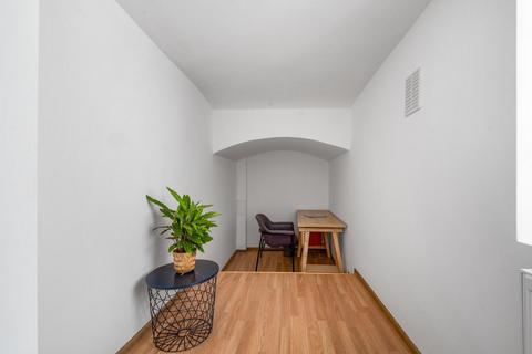 3 bedroom apartment for sale, Sinclair Road, London, W14