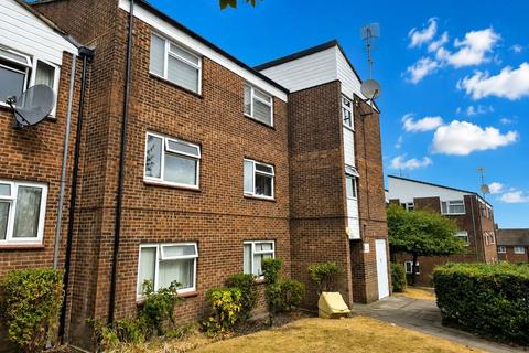 Vega Road, Bushey heath , Bushey, Hertfordshire, WD23 4JA