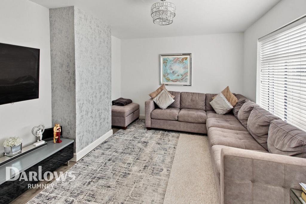 House in Cardiff, Trowbridge - View 2