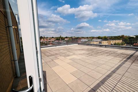 2 bedroom penthouse to rent, Bowes Road, LONDON