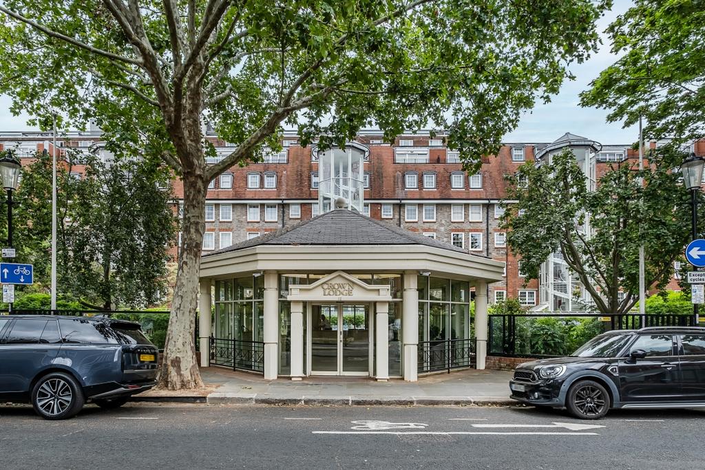 Apartment in London - View 2
