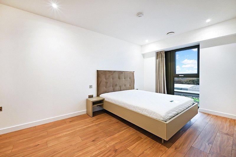 Apartment in London - More