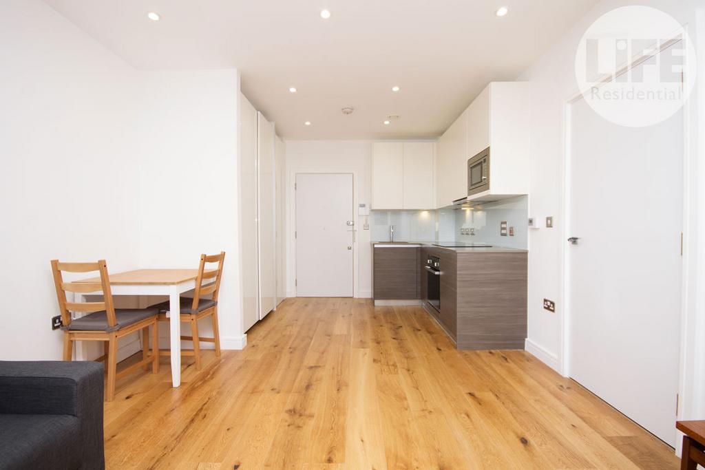 Apartment in London - View 3