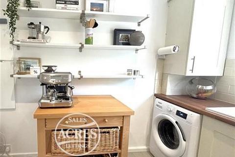2 bedroom flat for sale, Four Oaks Court, Four Oaks, Sutton Coldfield