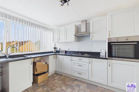 3 bedroom terraced house for sale, Tamar Drive, Strood