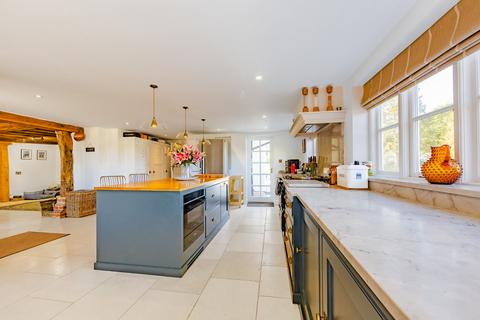 6 bedroom detached house to rent, Rectory Road, Aldham, Colchester, Essex, CO6