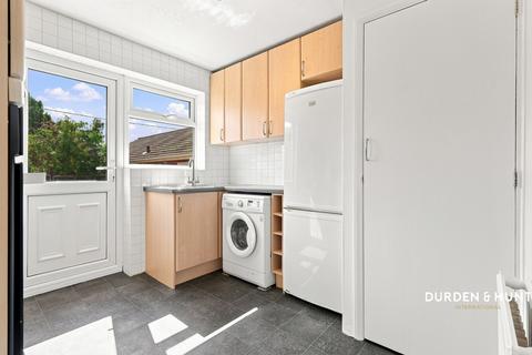 2 bedroom detached bungalow for sale, Borrowdale Close, Benfleet SS7
