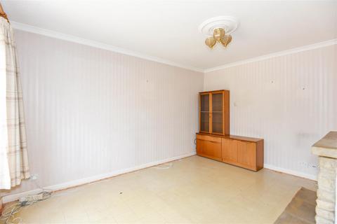 3 bedroom detached house for sale, Fieldins, Winsley