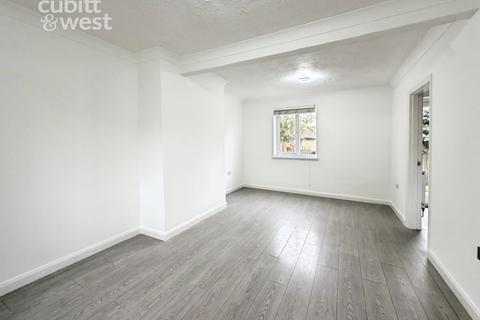 4 bedroom semi-detached house to rent, DEPOSIT ALTERNATIVE AVAILABLE, Hillside, BN2