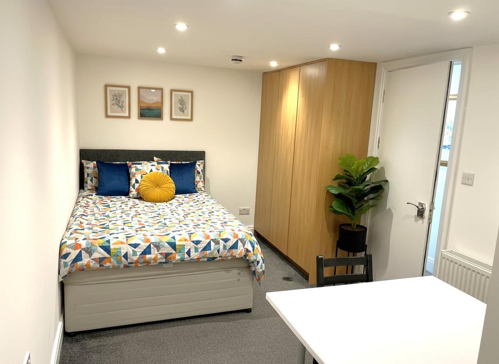 House in London - View 5