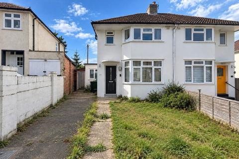 3 bedroom house to rent, Hutchcomb Road
