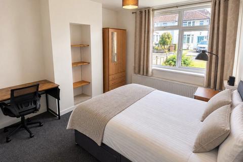3 bedroom house to rent, Hutchcomb Road