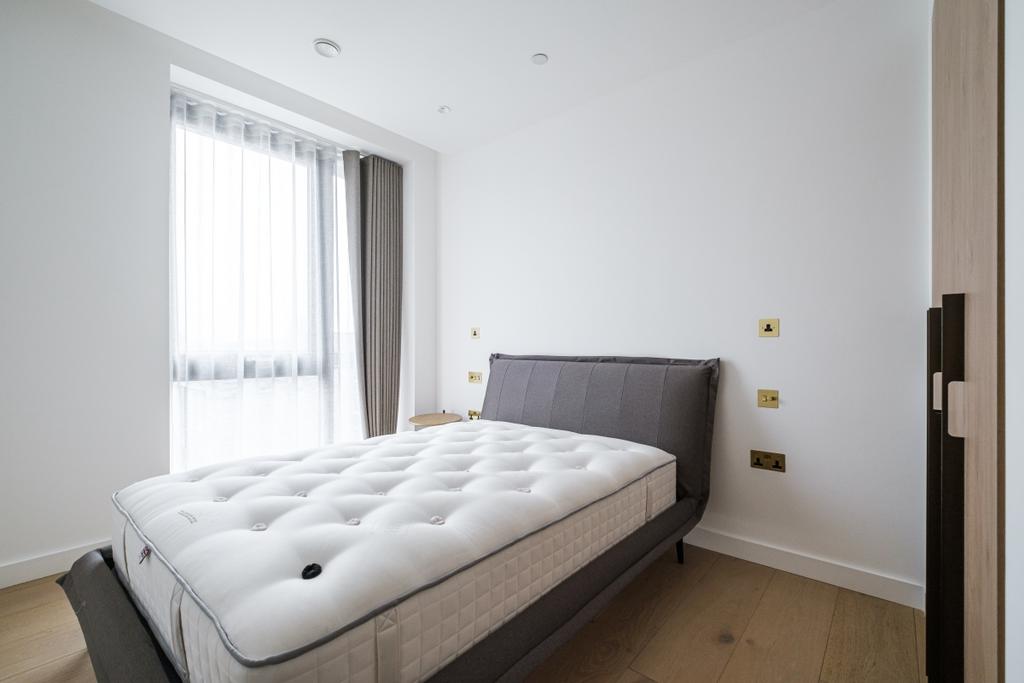 Apartment in London - View 3
