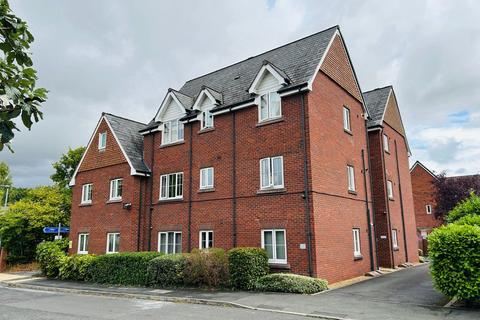 2 bedroom flat for sale, Chaise Meadow, Lymm, WA13