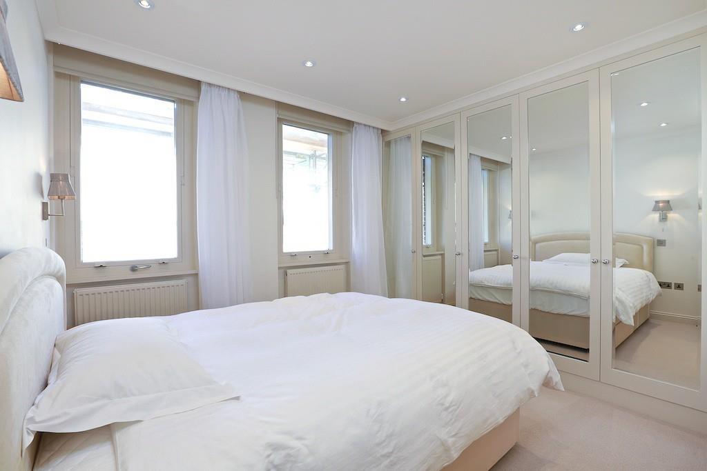 Apartment in Belgravia - View 4