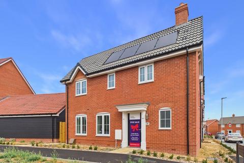 3 bedroom detached house for sale, Saltsman Road, Bury St Edmunds IP32