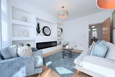 6 bedroom detached house for sale, Kingswear Drive, Broughton, Milton Keynes, MK10