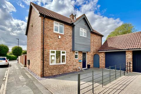 4 bedroom detached house for sale, Croft Drive, Doncaster DN11