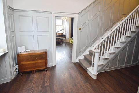 5 bedroom semi-detached house for sale, Victoria Park, Bradford BD18