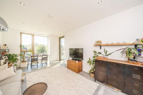 1 bedroom flat for sale, Stockwell Road, London SW9