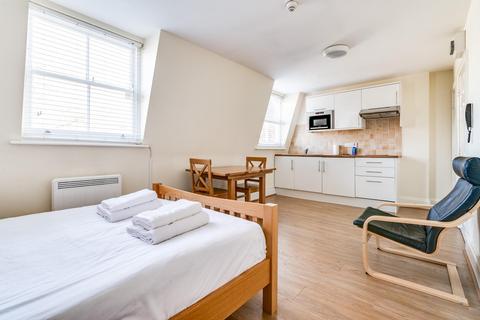 Studio to rent, 85 Elsham Road, London W14