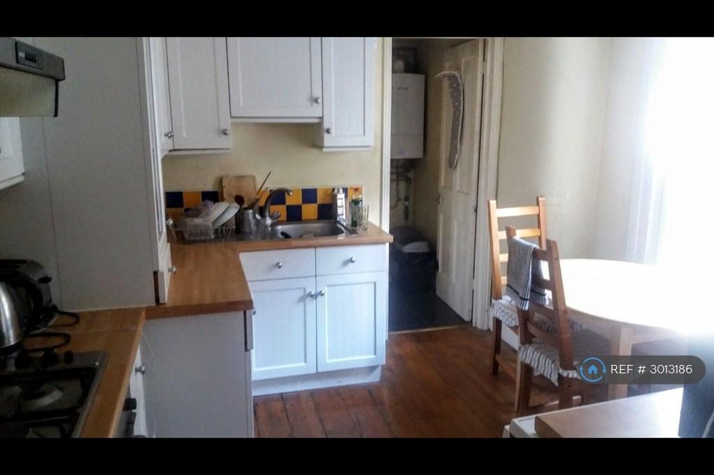 Apartment in London - View 4