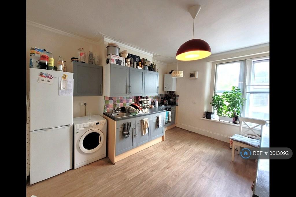 Apartment in Bristol - View 2