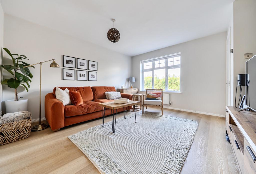 House in Bristol, Bradley Stoke - More