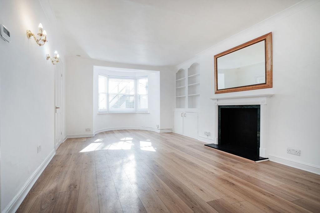 Apartment in London - View 2