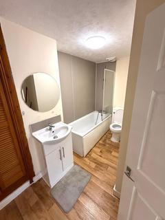 2 bedroom end of terrace house to rent, Regent Street, Wellington Telford