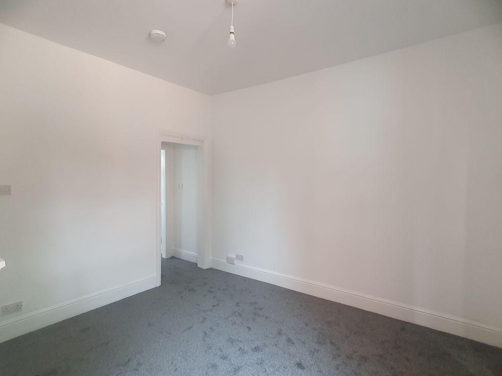 House in Sandwell, West Midlands - View 3