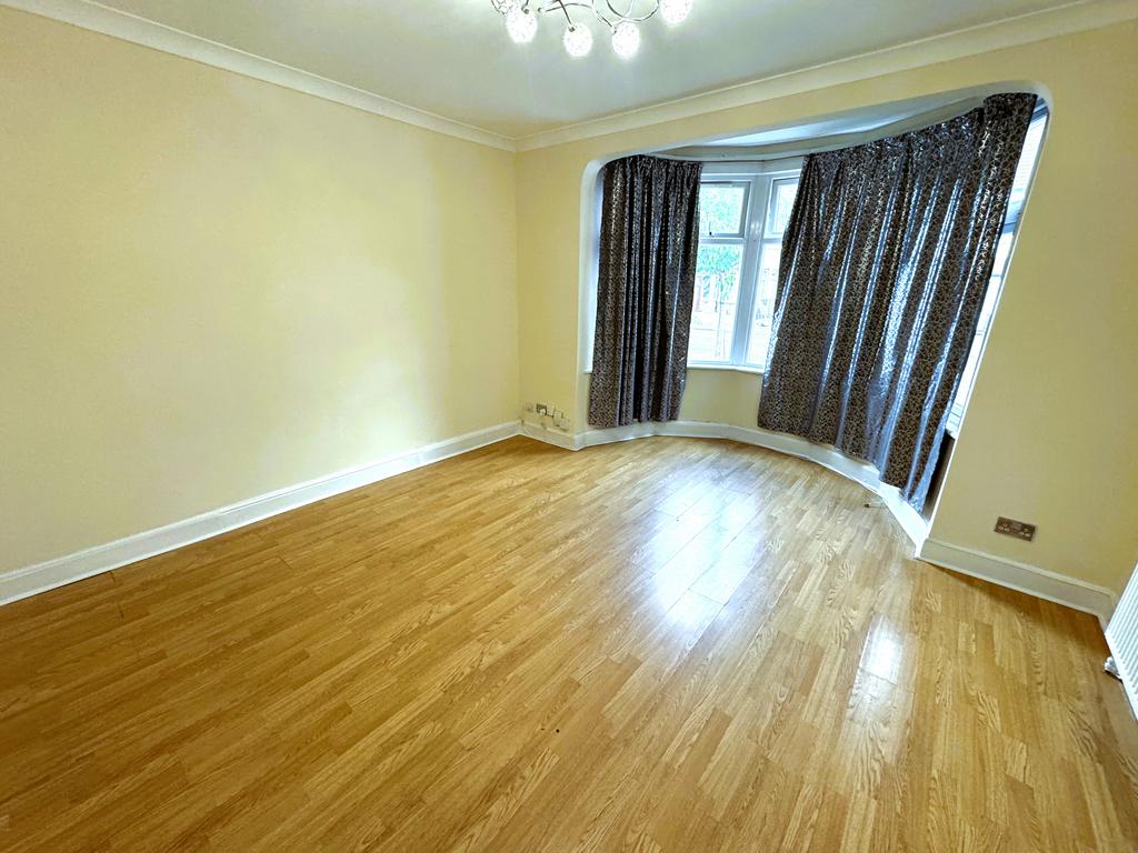 House in Ilford - View 2