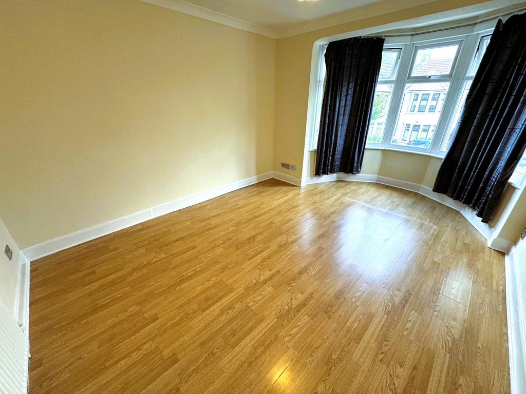 House in Ilford - View 4