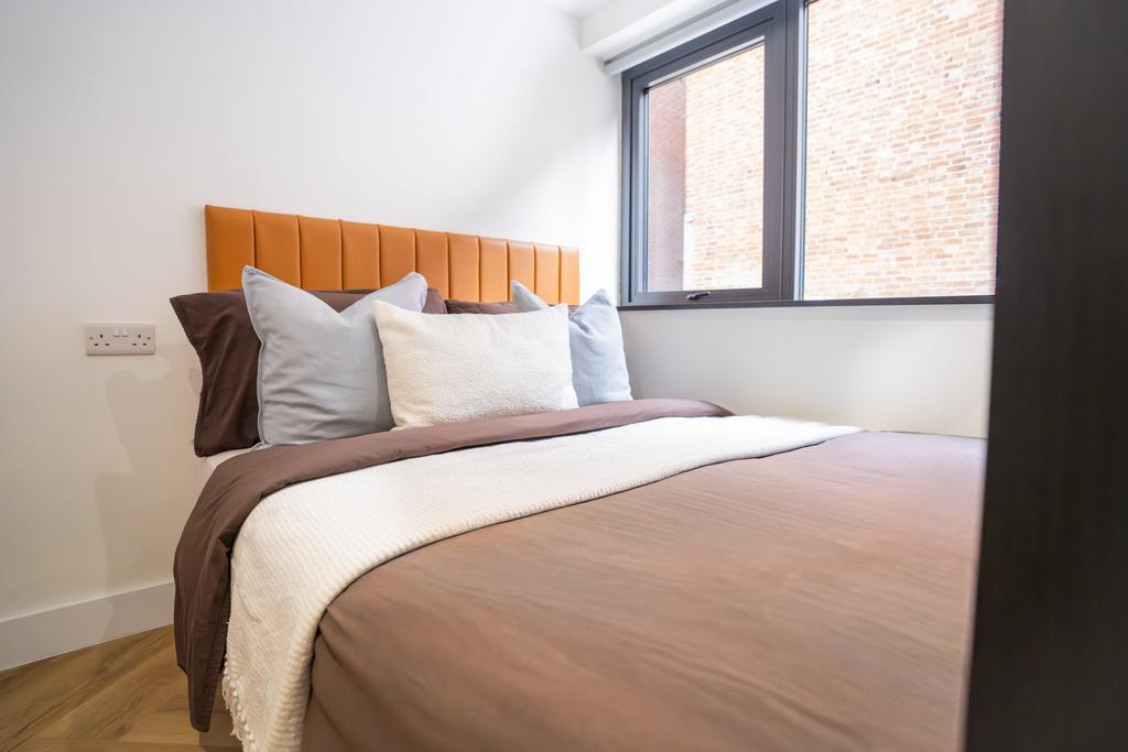 Apartment in Leicester, Highfields - View 5