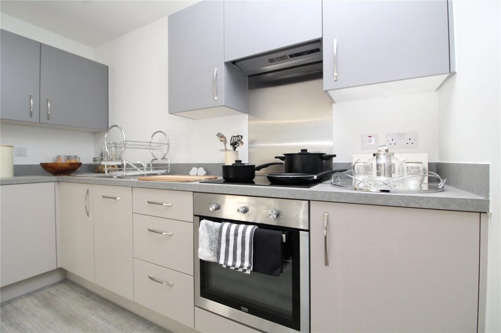 Apartment in Salford - View 3